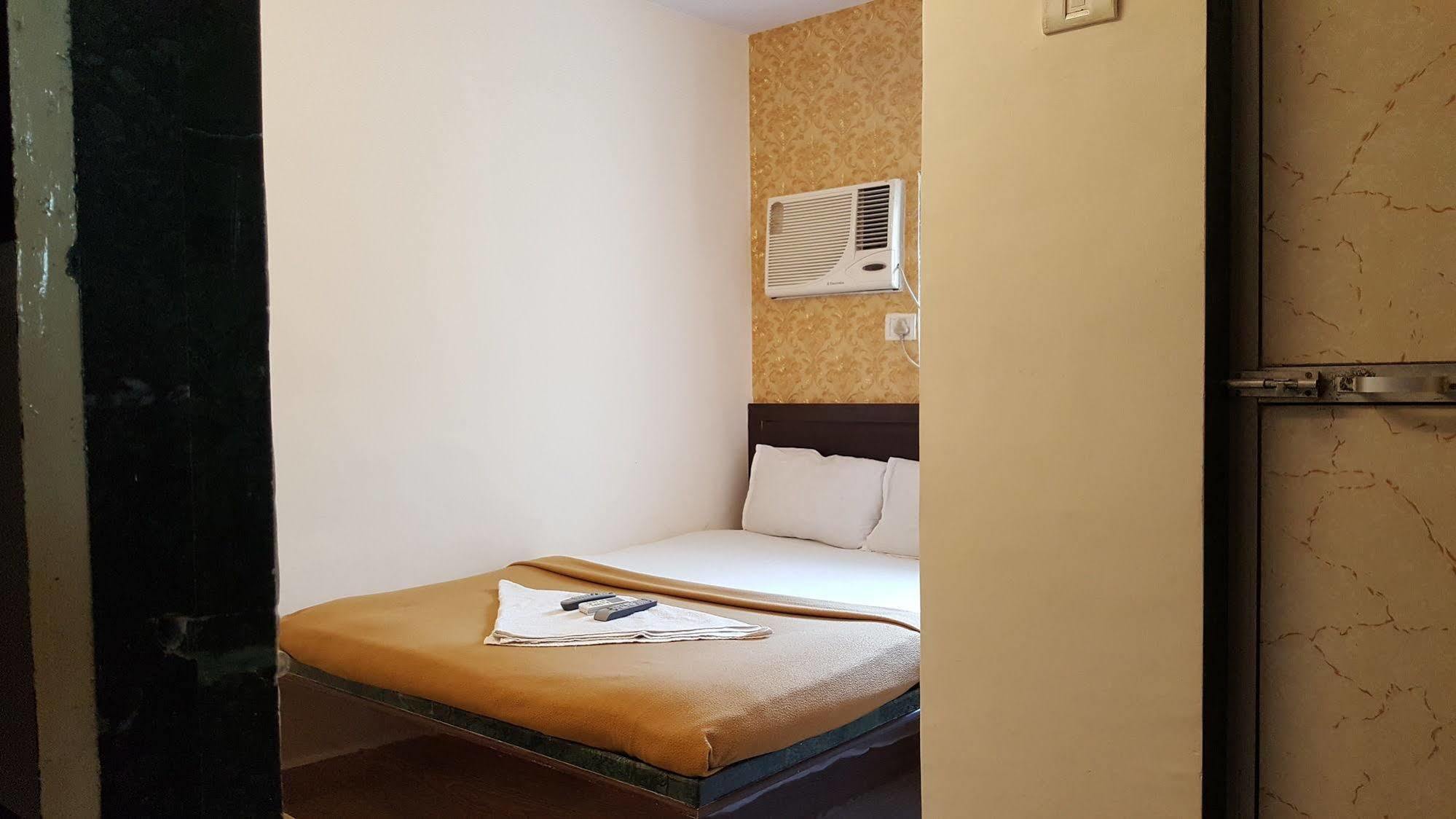 Hotel Al Mehraj 孟买 外观 照片